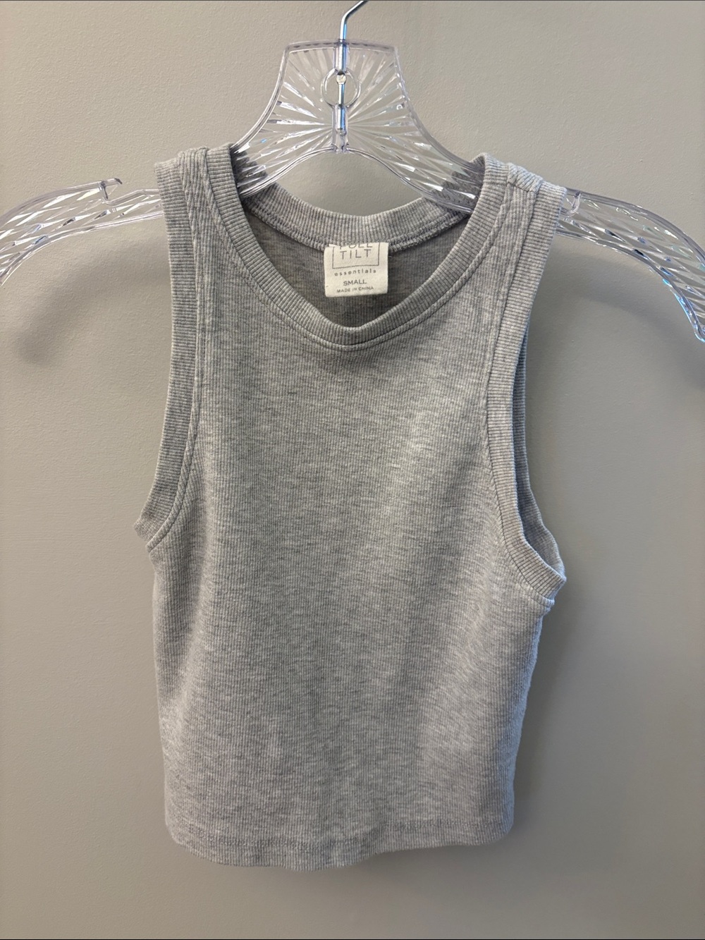 FULL TILT Small Women’s Light Gray Ribbed Cropped Tank Top